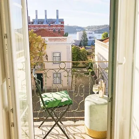Guestready - Elegant River View Duplex In Belem
