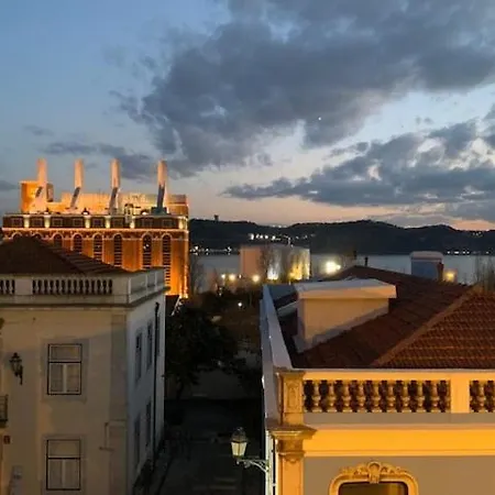 Lägenhet Guestready - Elegant River View Duplex In Belem